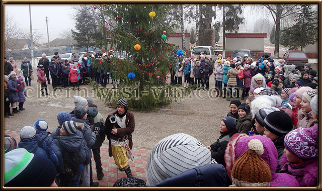 день святого Миколая в смт Чернівці