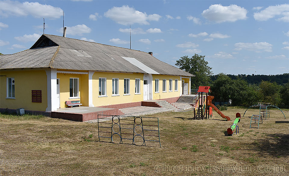 сільрада в селі Біляни, Чернівецька громада