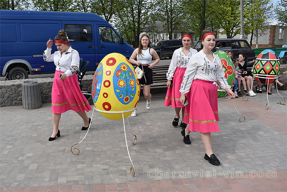Пасхальне яйце, Чернівецька ТГ