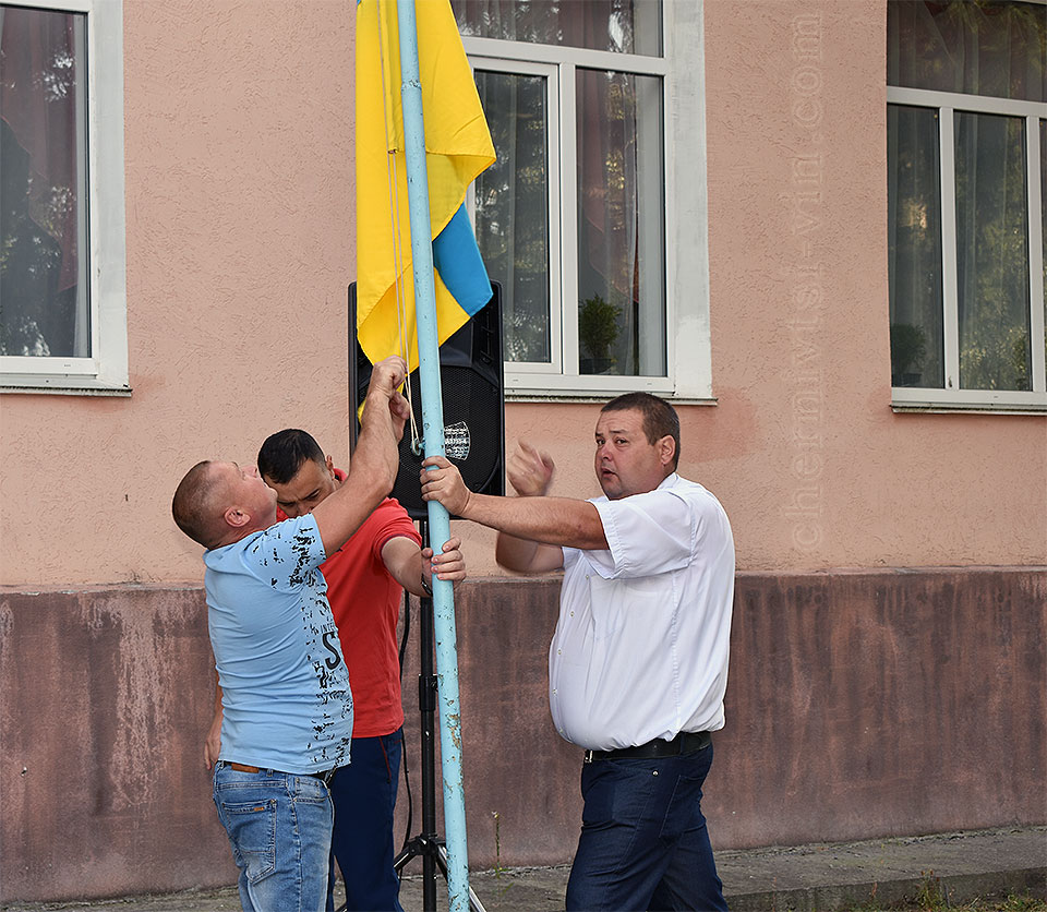 підготовка Державного Прапора України, с.Сокіл