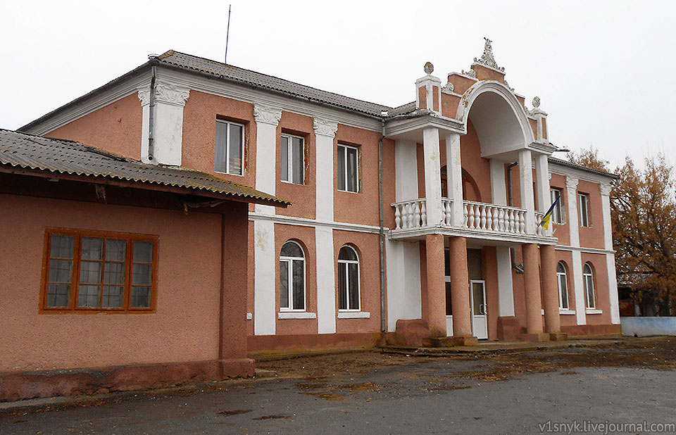 Будинок культури в с.Борівка, Чернівецький район