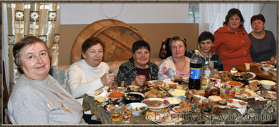      chernivtsi-vin.com